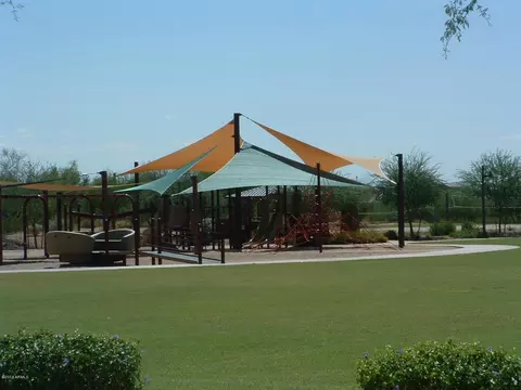 3971 E Crest Ln, Phoenix, AZ 85050 photo 40