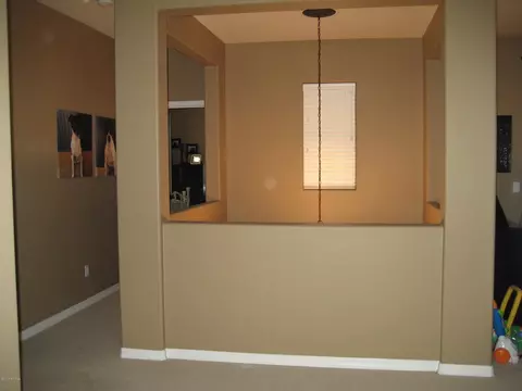 3971 E Crest Ln, Phoenix, AZ 85050 photo 18