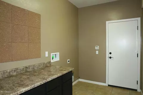 3971 E Crest Ln, Phoenix, AZ 85050 photo 13