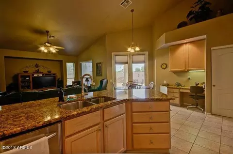 3724 E Vaughn Ave, Gilbert, AZ 85234 photo 8