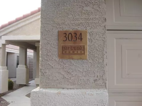 3034 E Blackhawk Dr, Phoenix, AZ 85050 photo 3