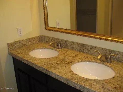 3034 E Blackhawk Dr, Phoenix, AZ 85050 photo 7