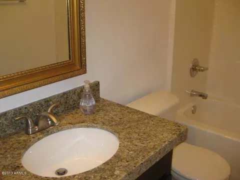 3034 E Blackhawk Dr, Phoenix, AZ 85050 photo 6