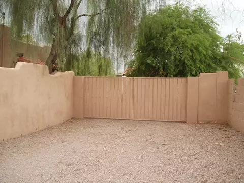 1049 E University Dr, Mesa, AZ 85203 photo 3