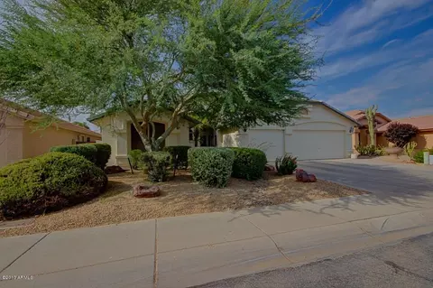 1137 E Orchid Ln, Gilbert, AZ 85296 photo 1