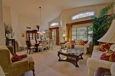 1137 E Orchid Ln, Gilbert, AZ 85296 photo 5