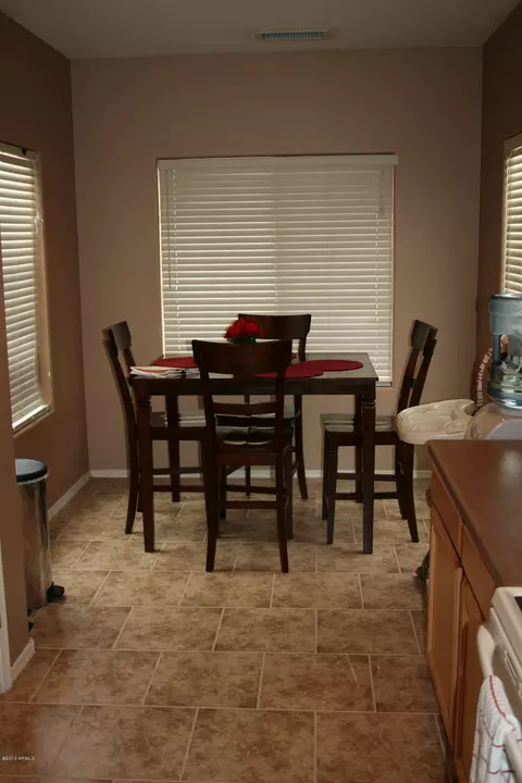 10219 E Kilarea Ave, Mesa, AZ 85209 photo 7