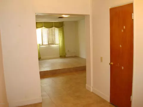 1702 E Pleasant Ln, Phoenix, AZ 85040 photo 6