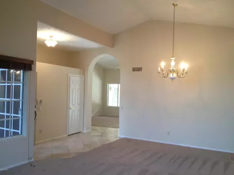 922 E Mountain Sky Ave, Phoenix, AZ 85048 photo 3