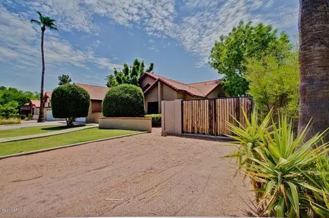 1941 E Citation Ln, Tempe, AZ 85284 photo 3