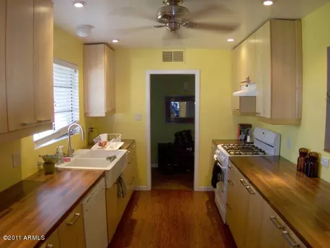 4642 E Granada Rd, Phoenix, AZ 85008 photo 4