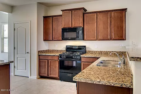 10433 E Wallflower Ln, Florence, AZ 85132 photo 3
