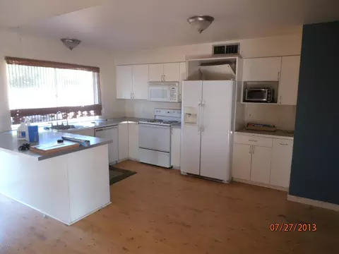 4058 E Windrose Dr, Phoenix, AZ 85032 photo 3