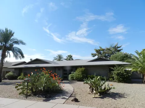 301 Eugie Ave, Phoenix, AZ 85022 photo 2