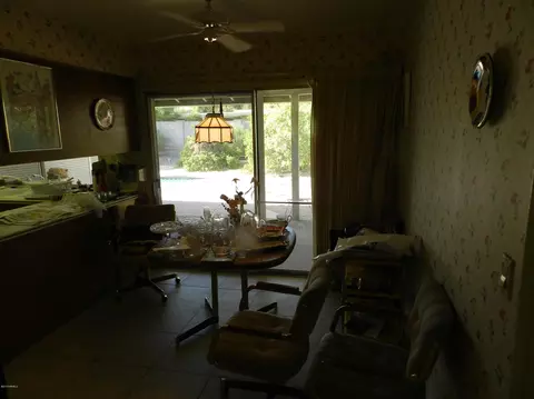 301 Eugie Ave, Phoenix, AZ 85022 photo 14