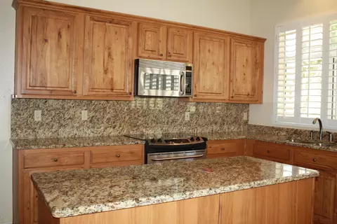 3441 E Granite View Dr, Phoenix, AZ 85044 photo 2