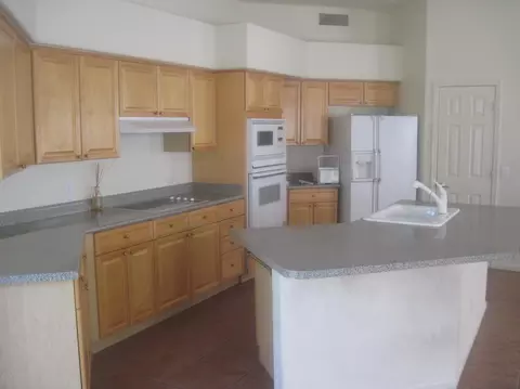 4112 E Hancock Dr, Phoenix, AZ 85028 photo 4