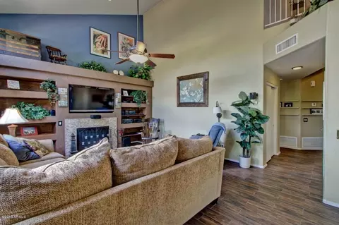 561 S Peppertree Dr, Gilbert, AZ 85296 photo 67
