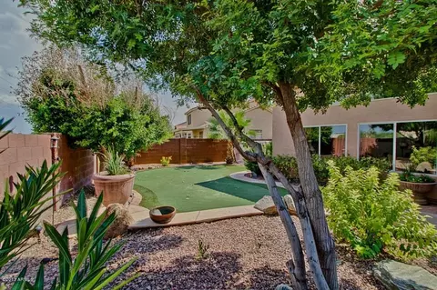561 S Peppertree Dr, Gilbert, AZ 85296 photo 26