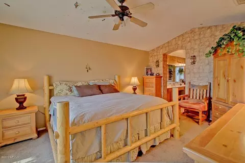 561 S Peppertree Dr, Gilbert, AZ 85296 photo 39