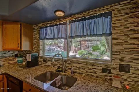 561 S Peppertree Dr, Gilbert, AZ 85296 photo 61