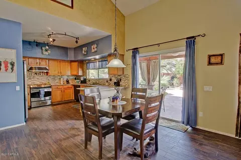 561 S Peppertree Dr, Gilbert, AZ 85296 photo 55