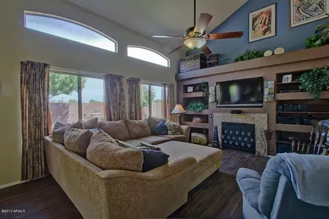 561 S Peppertree Dr, Gilbert, AZ 85296 photo 68