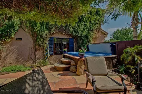 561 S Peppertree Dr, Gilbert, AZ 85296 photo 13