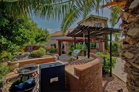 561 S Peppertree Dr, Gilbert, AZ 85296 photo 17