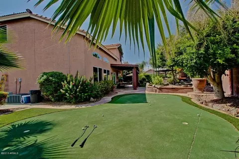 561 S Peppertree Dr, Gilbert, AZ 85296 photo 25