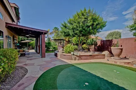 561 S Peppertree Dr, Gilbert, AZ 85296 photo 27
