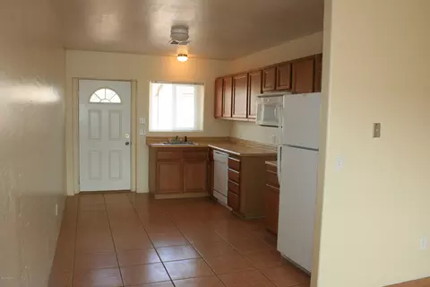 2704 E Southgate Ave, Phoenix, AZ 85040 photo 3
