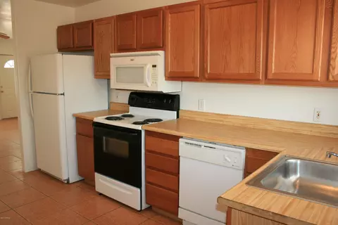 2704 E Southgate Ave, Phoenix, AZ 85040 photo 17