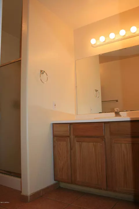 2704 E Southgate Ave, Phoenix, AZ 85040 photo 9