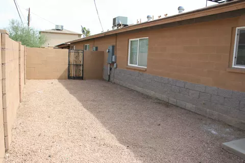 2704 E Southgate Ave, Phoenix, AZ 85040 photo 14