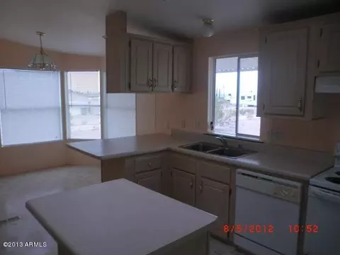 284 N Tomahawk Rd, Apache Junction, AZ 85119 photo 21
