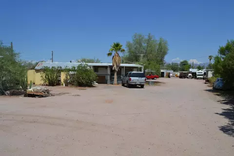 253 N Ocotillo Dr, Apache Junction, AZ 85120 photo 2