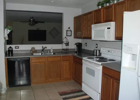 3038 W Roberta Dr, Phoenix, AZ 85083 photo 8