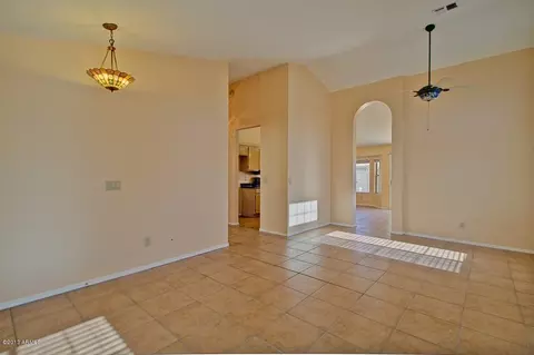 1124 E Artesian Way, Gilbert, AZ 85234 photo 10