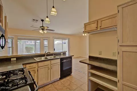 1124 E Artesian Way, Gilbert, AZ 85234 photo 14