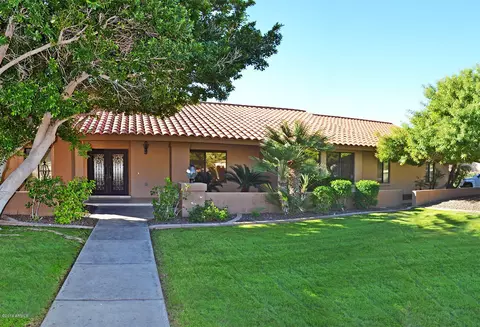 3431 Equestrian Trl, Phoenix, AZ 85044 photo 2