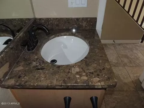 815 E Rose Ln #141, Phoenix, AZ 85014 photo 8