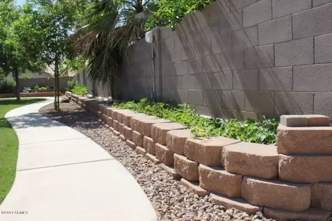 1354 E Tulsa St, Gilbert, AZ 85295 photo 9