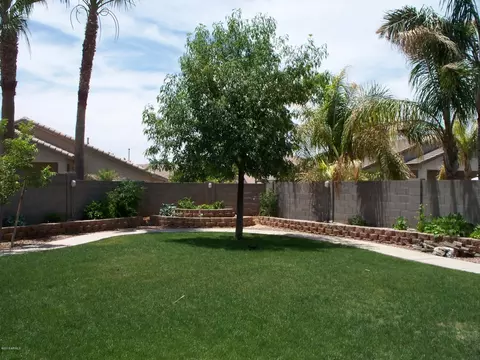 1354 E Tulsa St, Gilbert, AZ 85295 photo 4