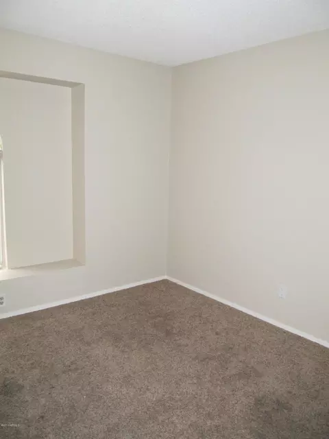 3420 E Utopia Rd, Phoenix, AZ 85050 photo 14