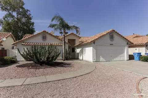 3420 E Utopia Rd, Phoenix, AZ 85050 photo 1