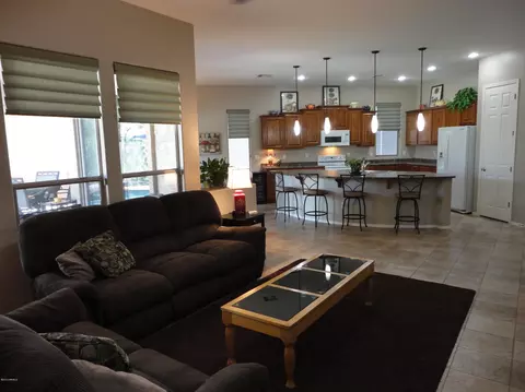 4058 E Carob Dr, Gilbert, AZ 85298 photo 6