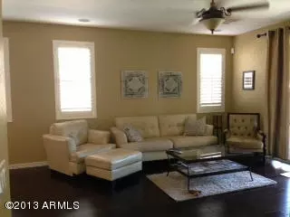 2721 E Clifton Ave, Gilbert, AZ 85295 photo 4