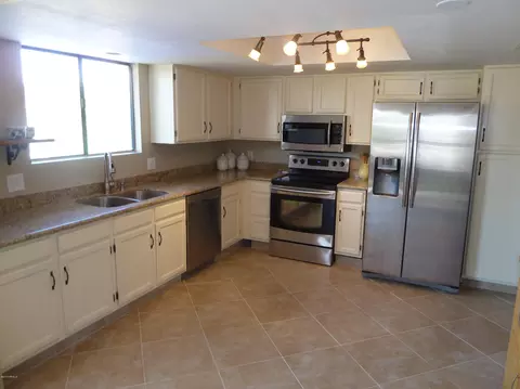 1250 W Atlantic Dr, Gilbert, AZ 85233 photo 9