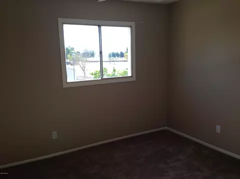 604 E Strahan Dr, Tempe, AZ 85283 photo 10